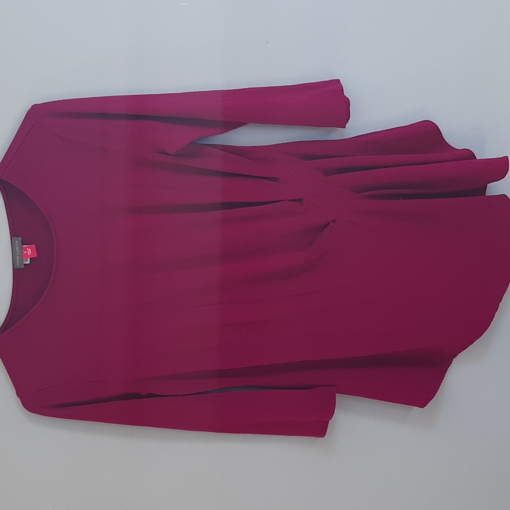 Vince Camuto Top ~ Small